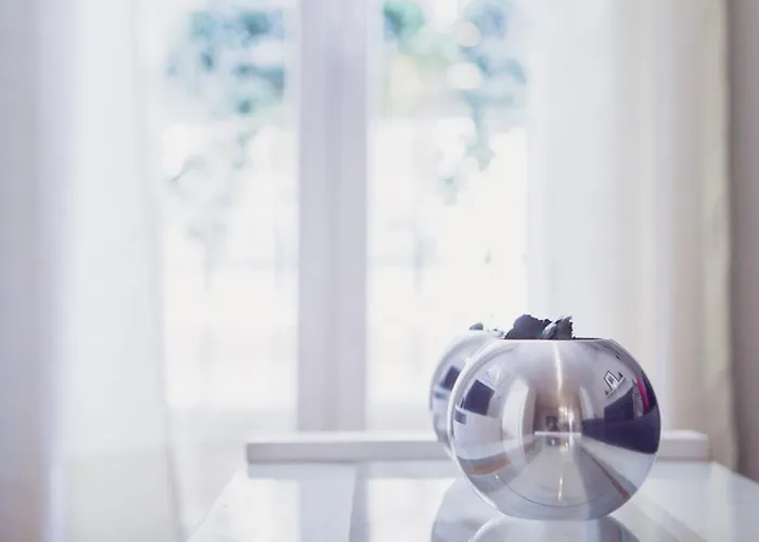 莱夫马拉加泰森公寓 *